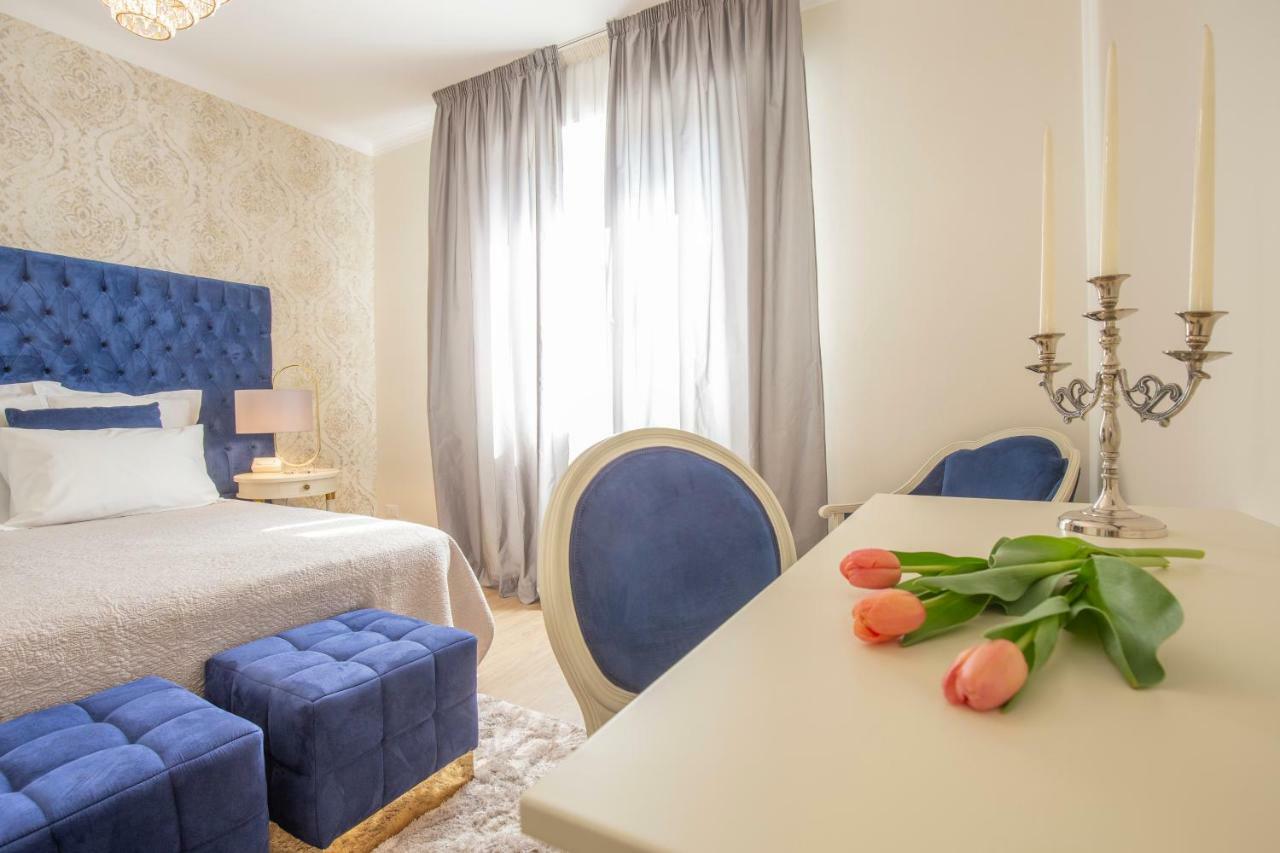 Crys: Apartments, Holiday, Business, Blu Верона Екстер'єр фото