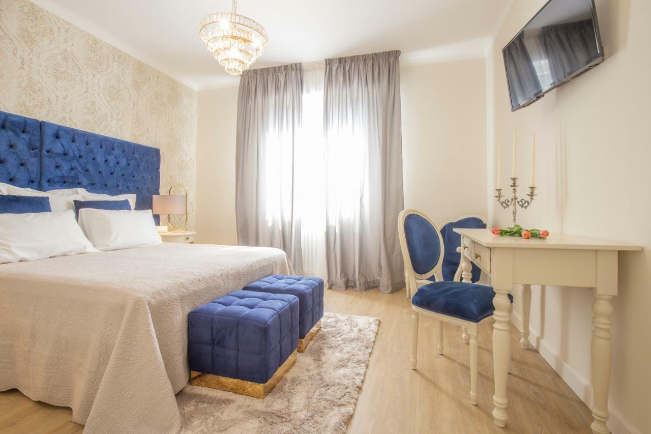 Crys: Apartments, Holiday, Business, Blu Верона Екстер'єр фото