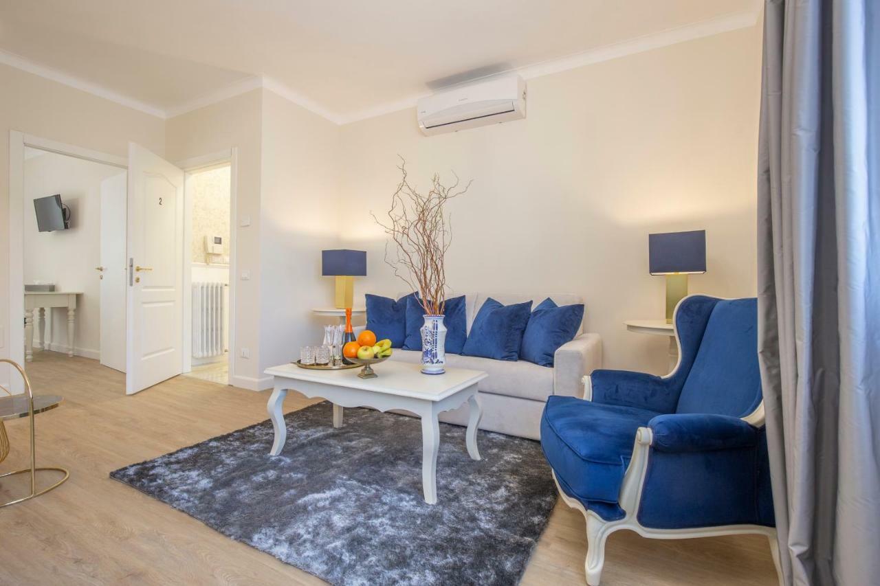 Crys: Apartments, Holiday, Business, Blu Верона Екстер'єр фото