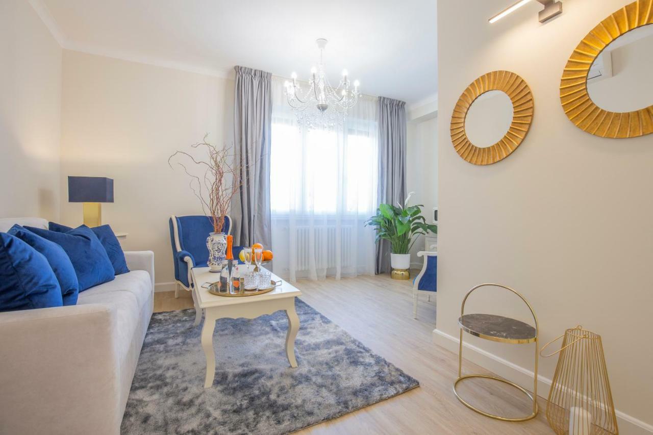 Crys: Apartments, Holiday, Business, Blu Верона Екстер'єр фото
